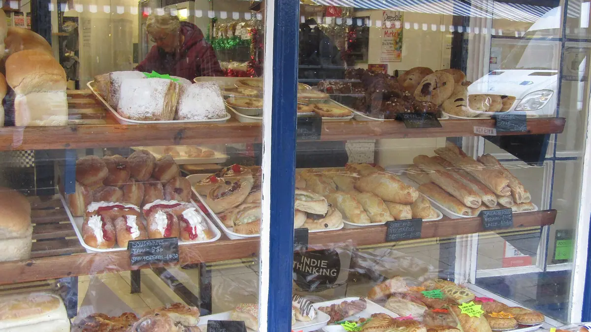 Warings – bakery in Spencers Wood, Reading